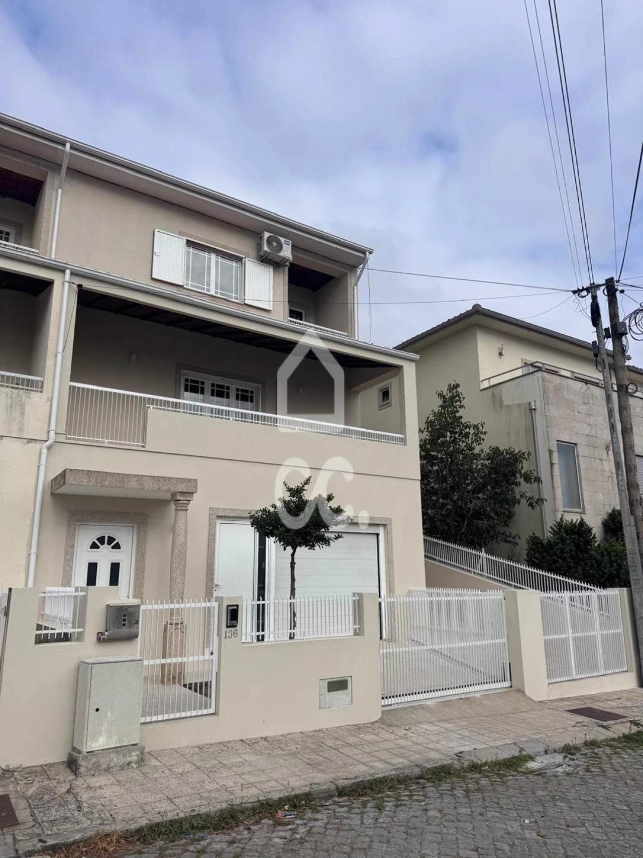Moradia T3 para Venda em Cristelos, Boim e Ordem Foto 1