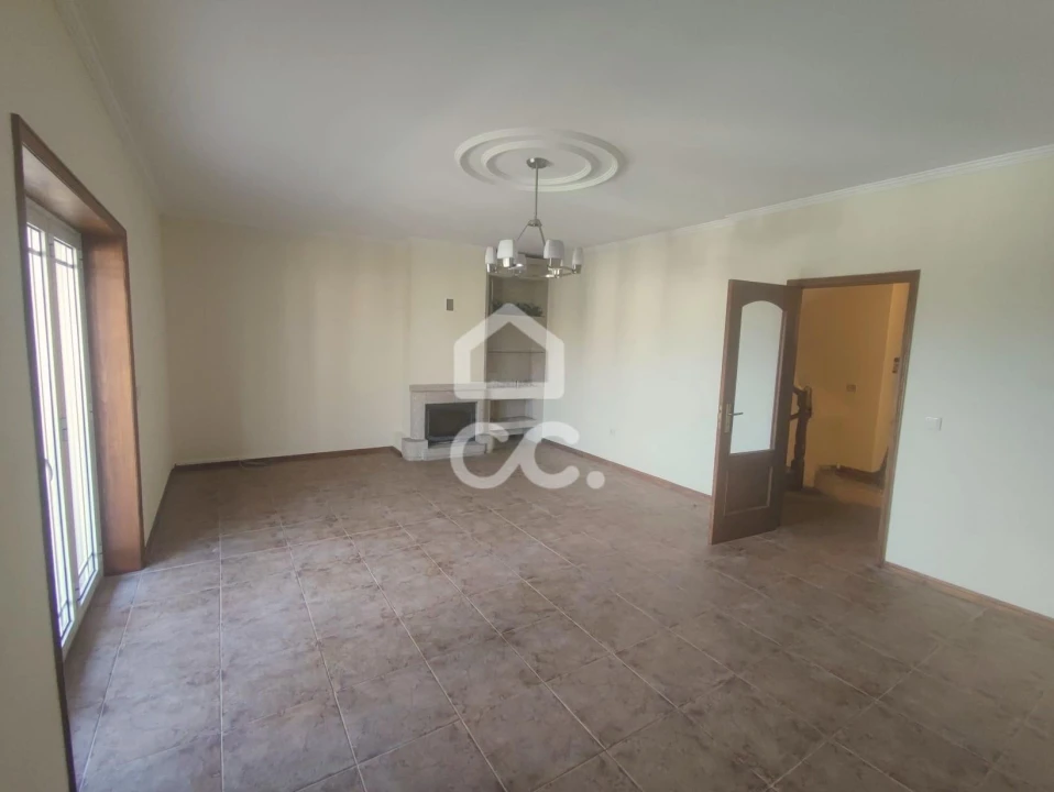 Moradia T3 para Venda em Cristelos, Boim e Ordem Foto 29