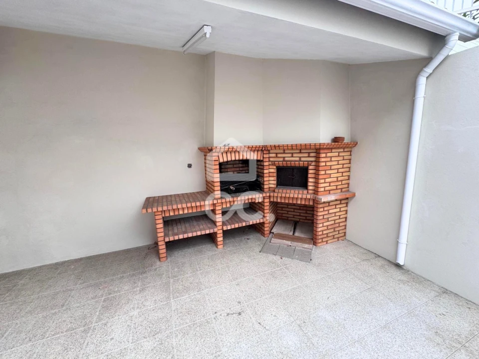 Moradia T3 para Venda em Cristelos, Boim e Ordem Foto 9