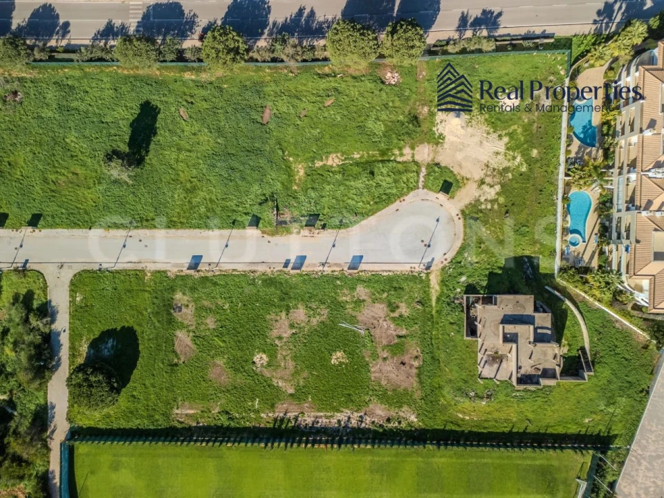 Terreno para Venda em Lagos (São Sebastião e Santa Maria) Foto 3