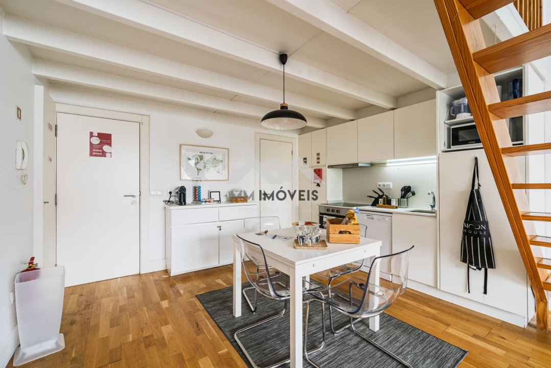 Apartamento T2 para Venda em Cedofeita, Santo Ildefonso, Sé, Miragaia, São Nicolau e Vitória Foto 4