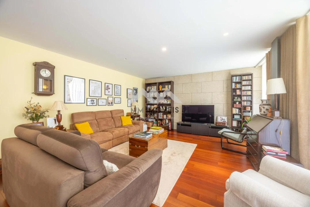 Apartamento T3 para Venda em Moreira Foto 12