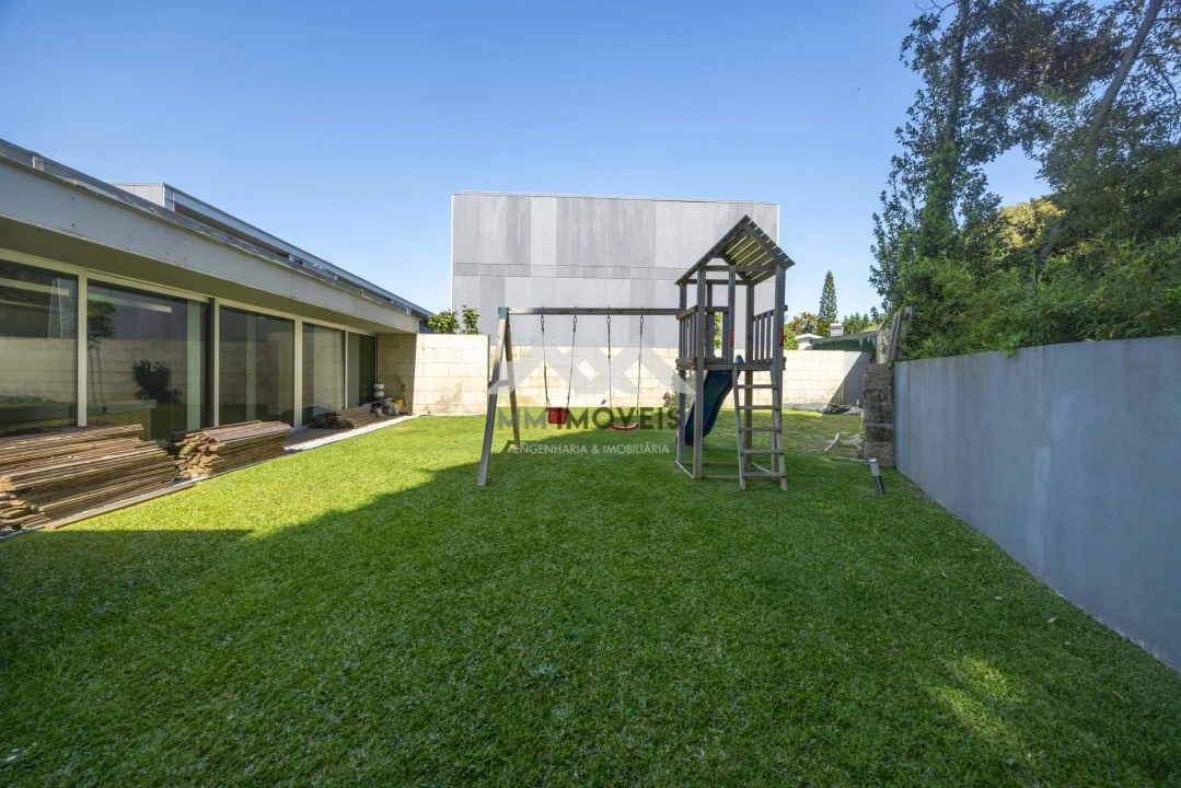 Apartamento T3 para Venda em Moreira Foto 37