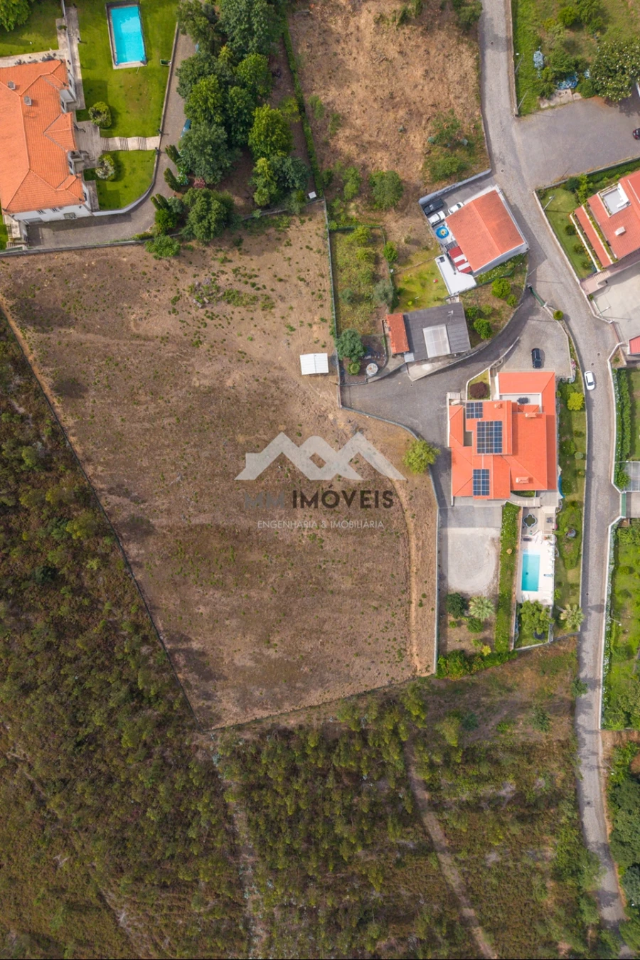 Moradia T4 para Venda em Lamelas e Guimarei Foto 7