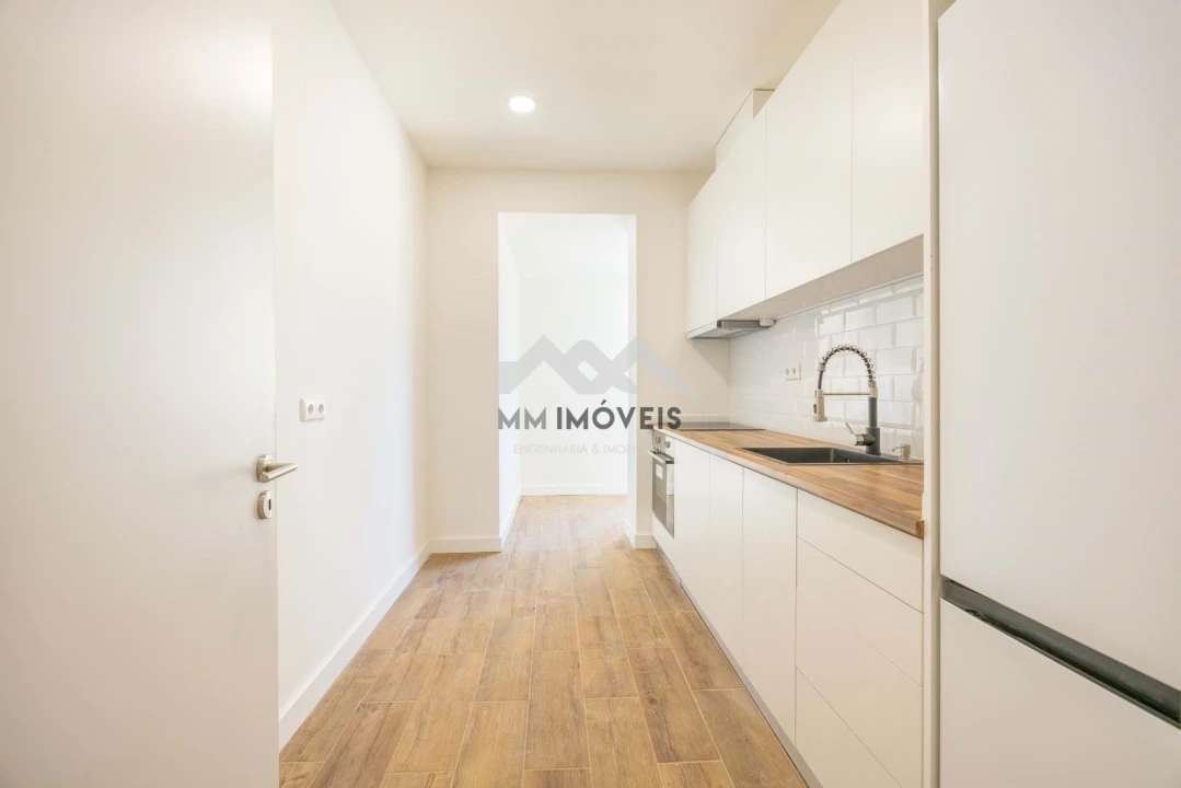 Apartamento T3 para Arrendamento em Santa Marinha e São Pedro da Afurada Foto 6