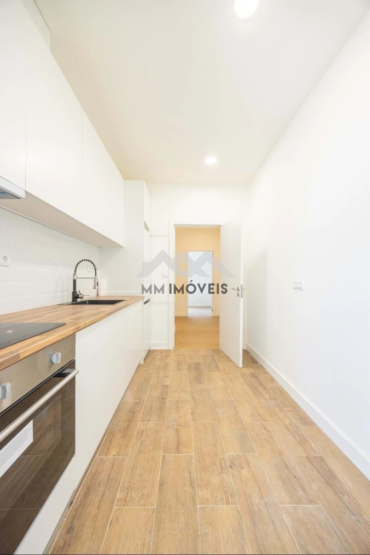 Apartamento T3 para Arrendamento em Santa Marinha e São Pedro da Afurada Foto 13