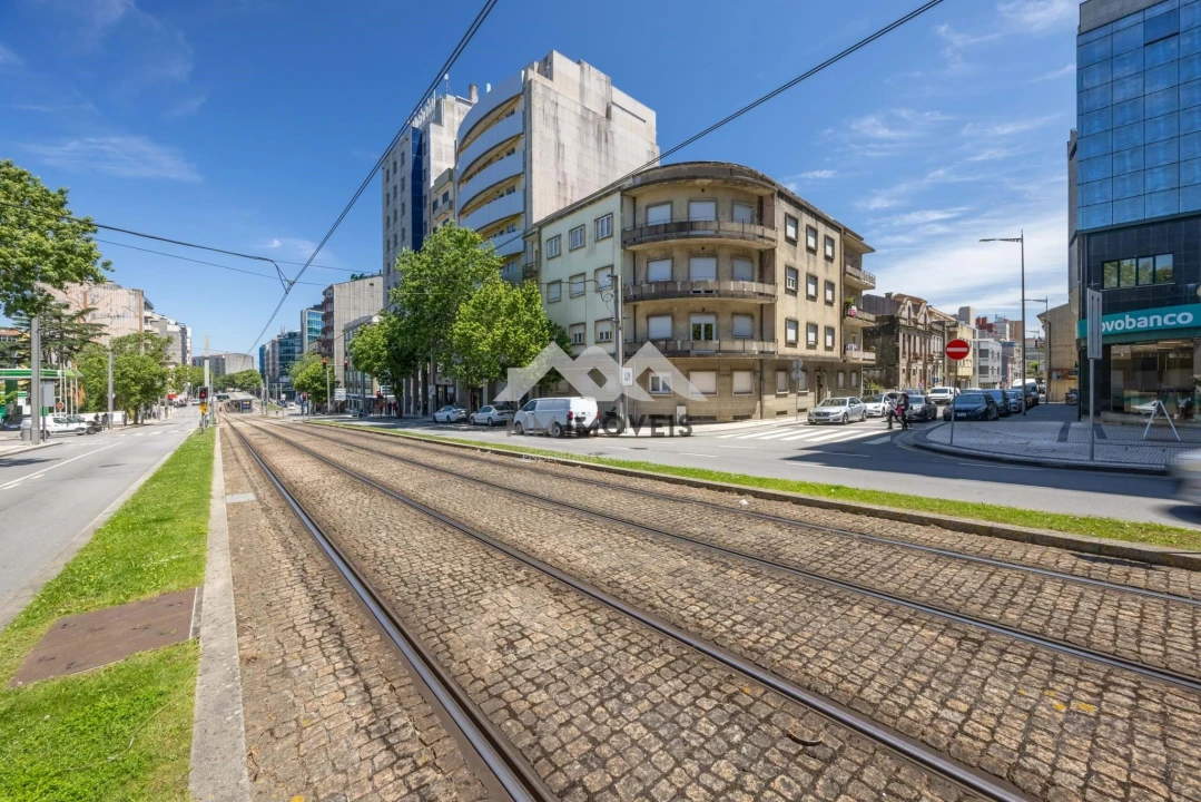 Apartamento T3 para Arrendamento em Santa Marinha e São Pedro da Afurada Foto 1