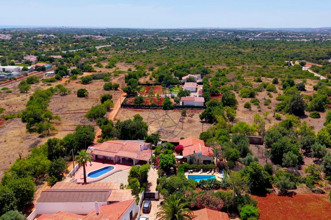 Moradia T3 para Venda em Almancil Foto 46