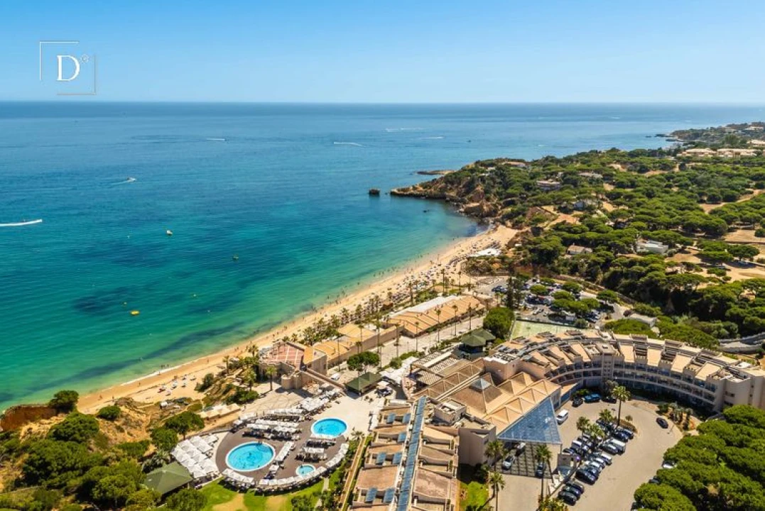 Moradia T3 para Venda em Albufeira e Olhos de Água Foto 36
