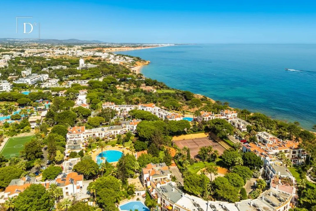 Moradia T3 para Venda em Albufeira e Olhos de Água Foto 37