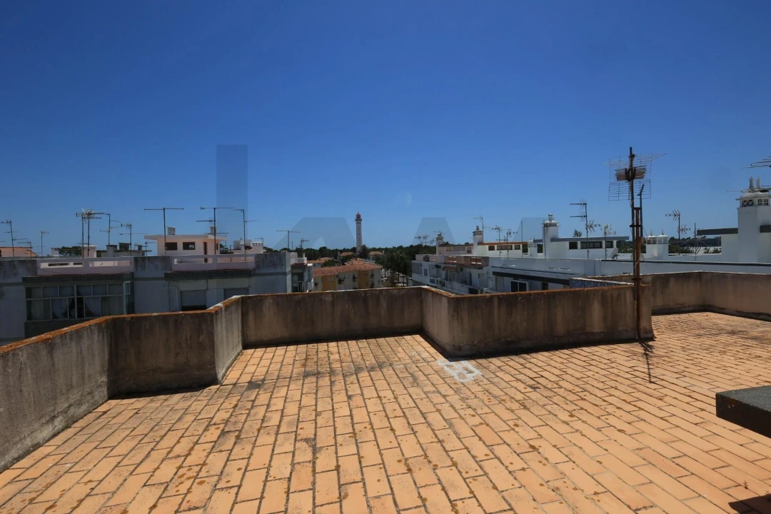 Apartamento T2 para Venda em Vila Real de Santo Antonio Foto 28