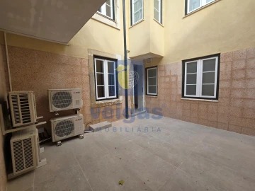 Apartamento T2 para Venda em Misericórdia