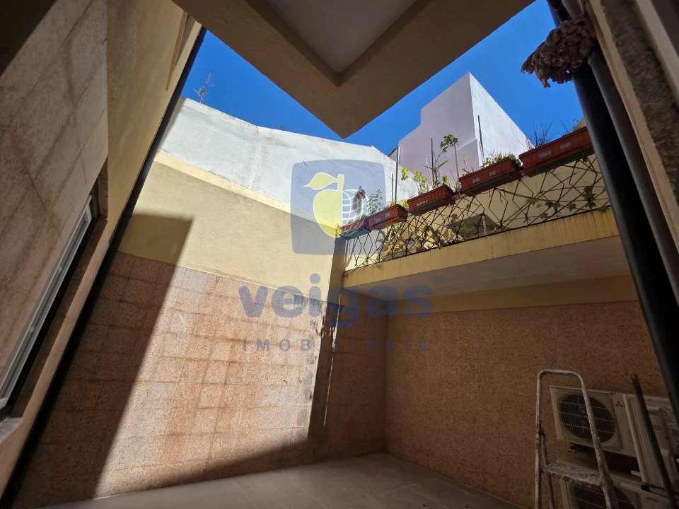 Apartamento T2 para Venda em Misericórdia Foto 51