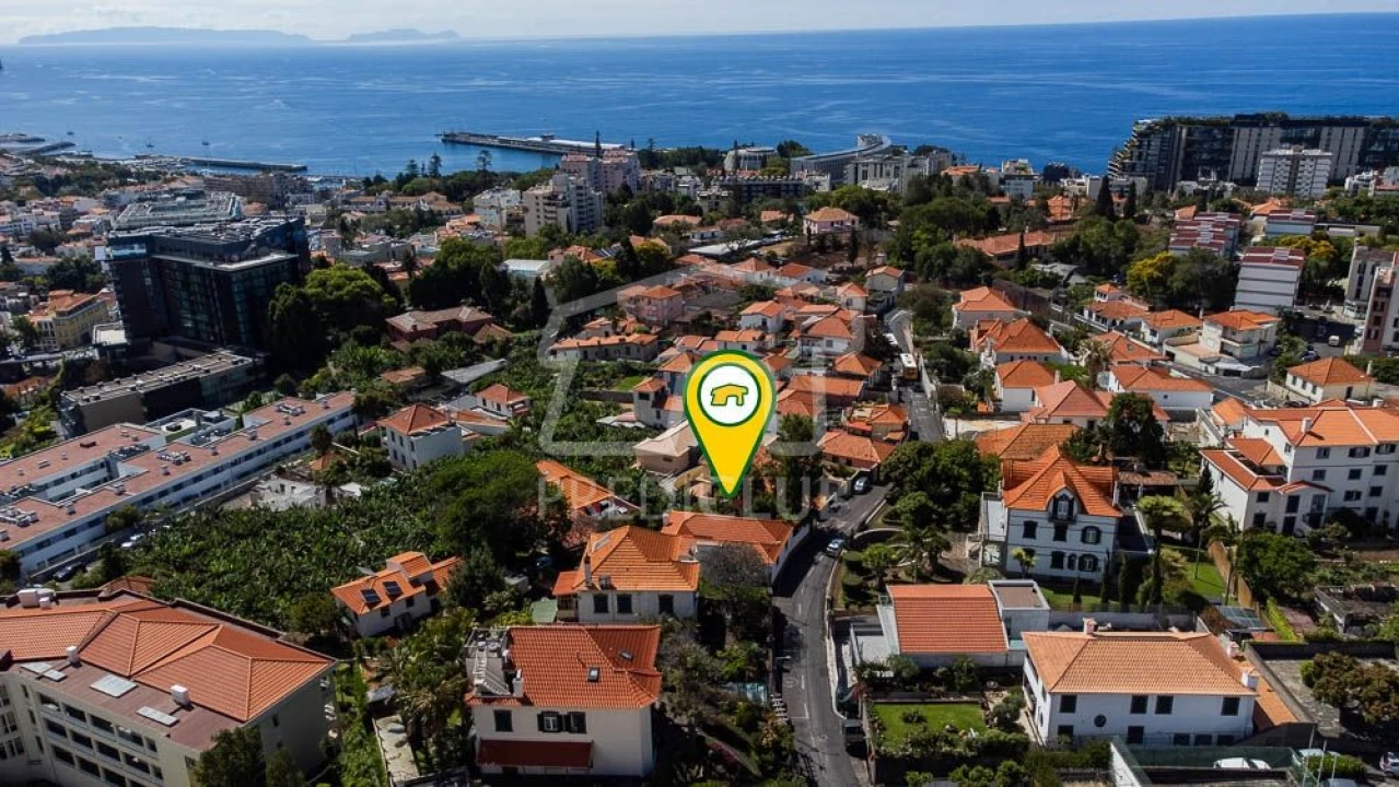 Moradia T4 para Venda em Funchal (São Pedro) Foto 2