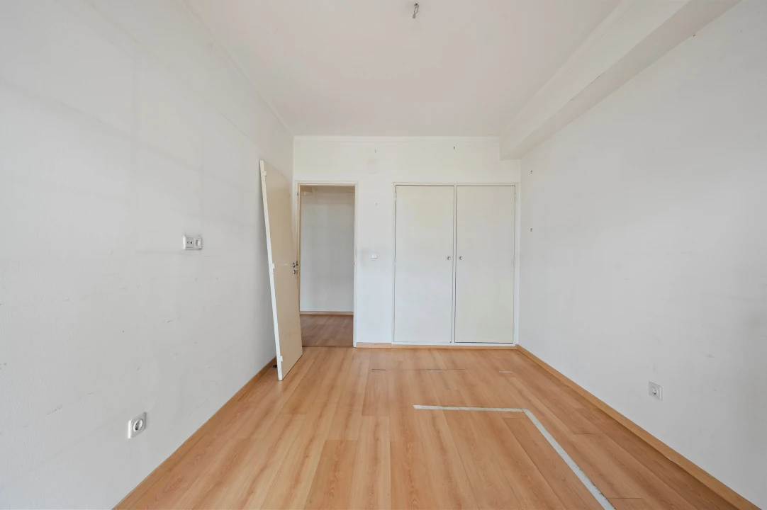 Apartamento T2 para Venda em Oeiras e São Julião da Barra, Paço de Arcos e Caxias Foto 16