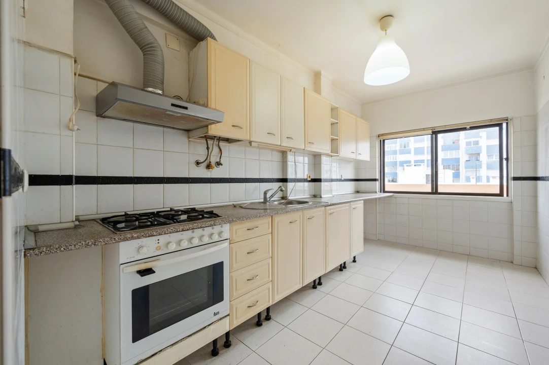 Apartamento T2 para Venda em Oeiras e São Julião da Barra, Paço de Arcos e Caxias Foto 8