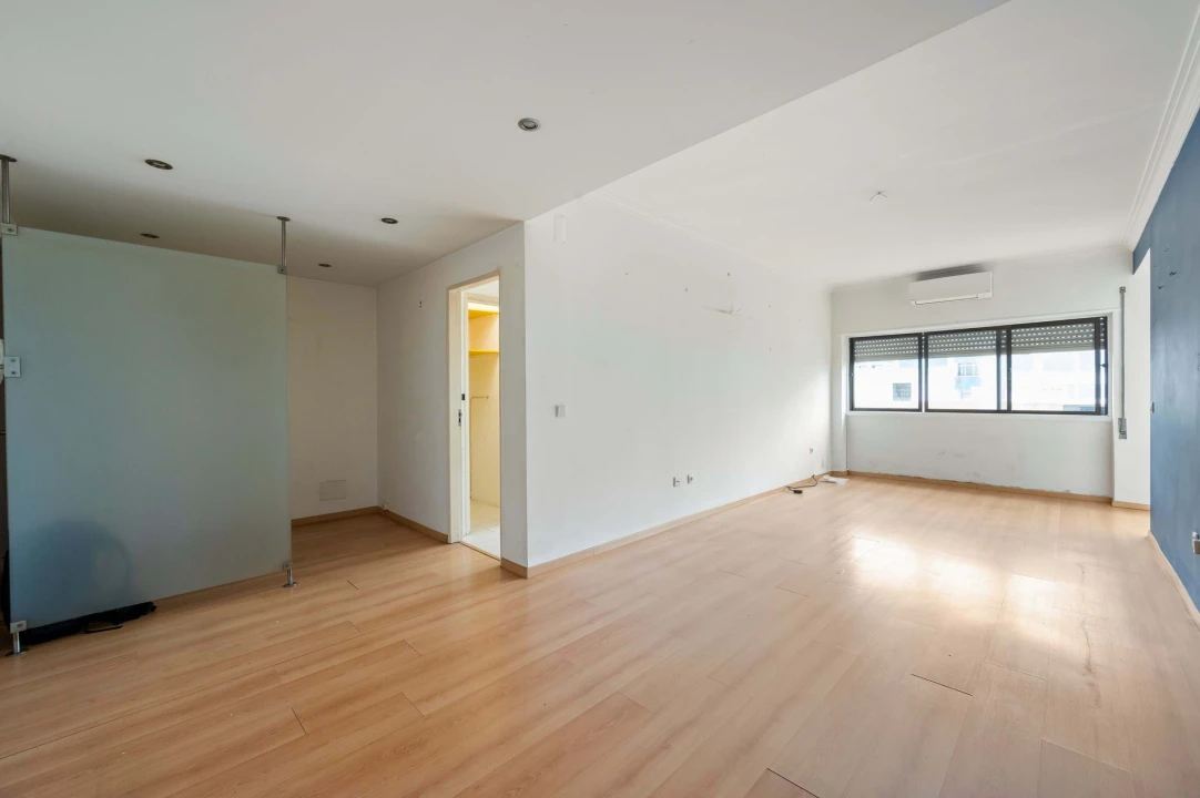 Apartamento T2 para Venda em Oeiras e São Julião da Barra, Paço de Arcos e Caxias Foto 3