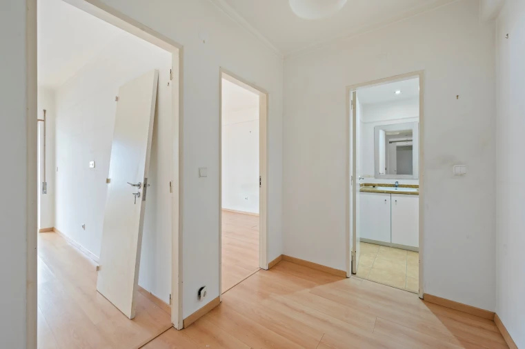 Apartamento T2 para Venda em Oeiras e São Julião da Barra, Paço de Arcos e Caxias Foto 14