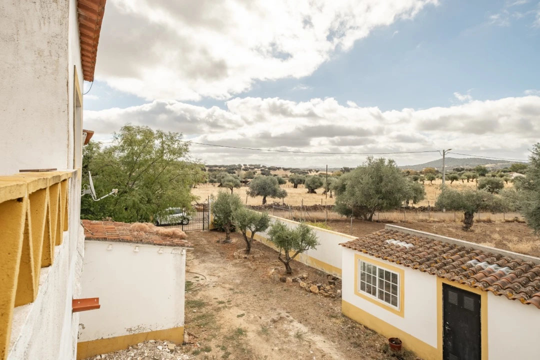 Moradia T5 para Venda em Caia, São Pedro e Alcáçova Foto 30