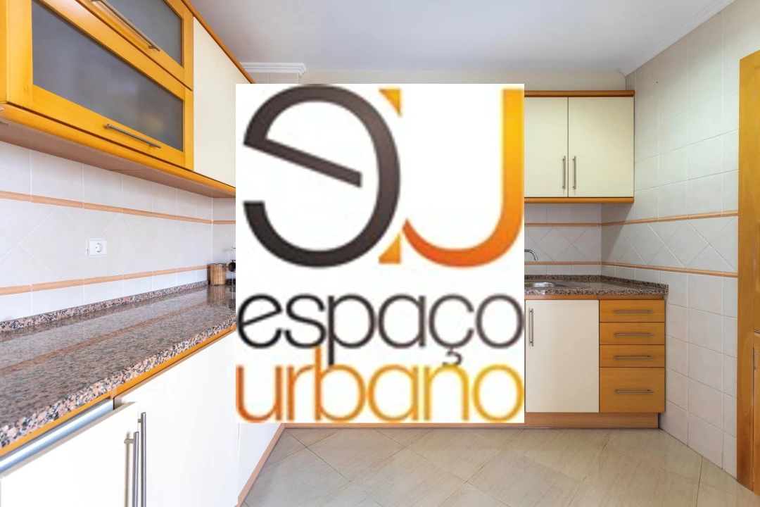 Apartamento T1 para Venda em Armação de Pera Foto 8
