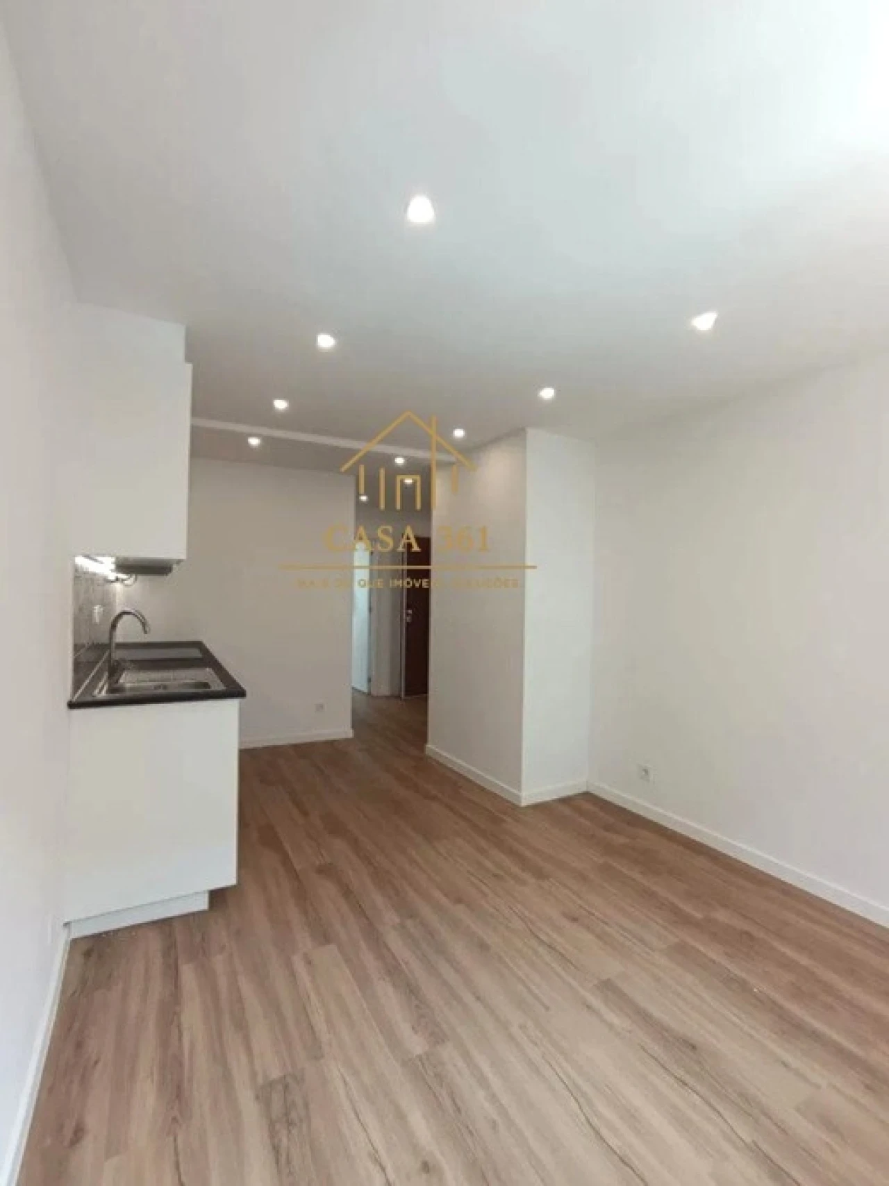 Apartamento T1 para Venda em Odivelas Foto 2