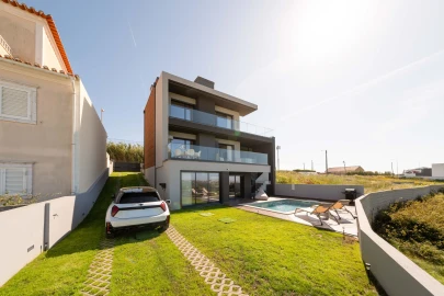 Moradia T4 para Venda em Carvoeira