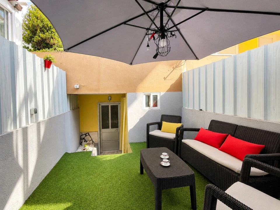 Apartamento T2 para Venda em Corroios Foto 3