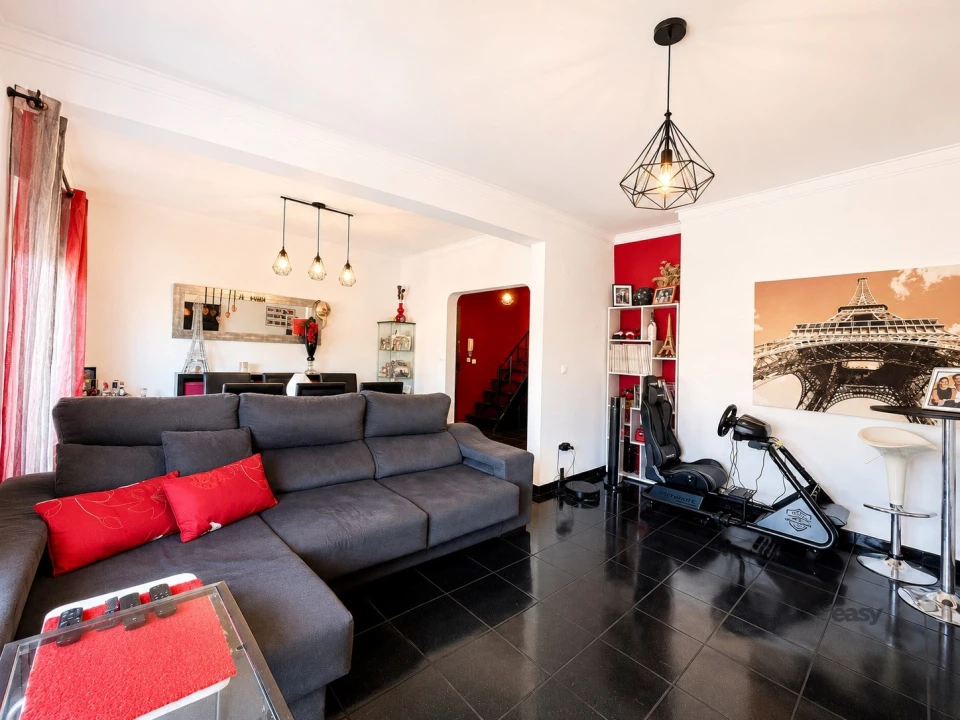 Apartamento T2 para Venda em Corroios Foto 5
