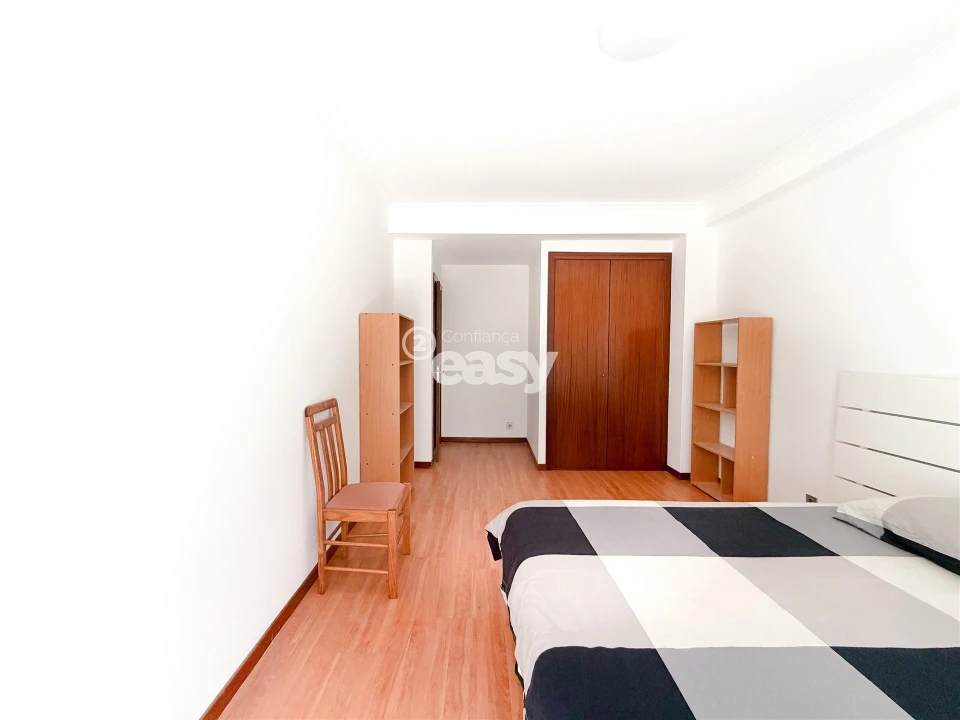 Apartamento T2 para Venda em Nogueiró e Tenões Foto 84
