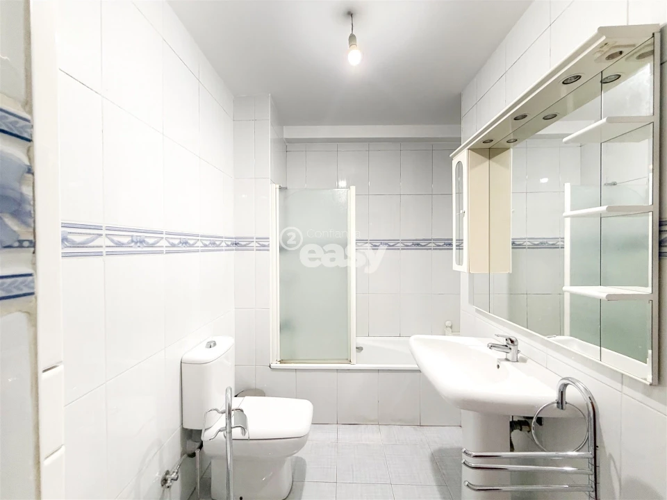 Apartamento T2 para Venda em Nogueiró e Tenões Foto 97
