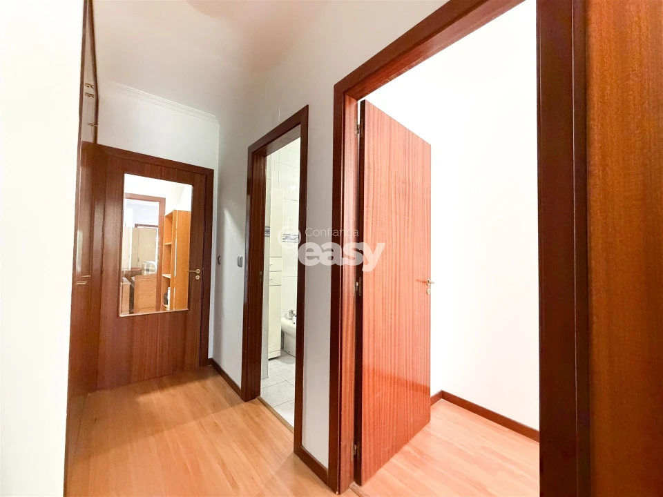 Apartamento T2 para Venda em Nogueiró e Tenões Foto 52