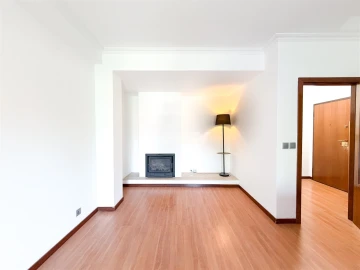 Apartamento T2 para Venda em Nogueiró e Tenões