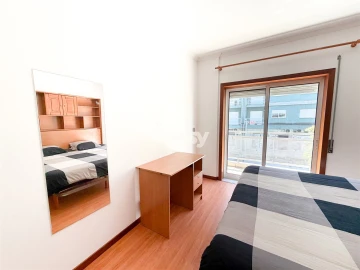 Apartamento T2 para Venda em Nogueiró e Tenões