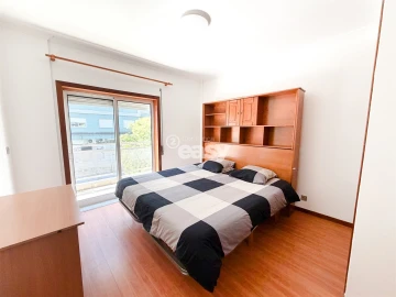 Apartamento T2 para Venda em Nogueiró e Tenões