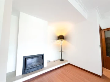 Apartamento T2 para Venda em Nogueiró e Tenões