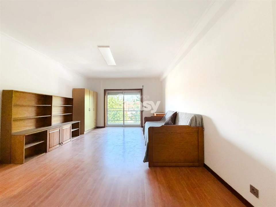 Apartamento T2 para Venda em Nogueiró e Tenões Foto 31