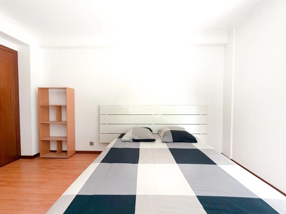Apartamento T2 para Venda em Nogueiró e Tenões Foto 79