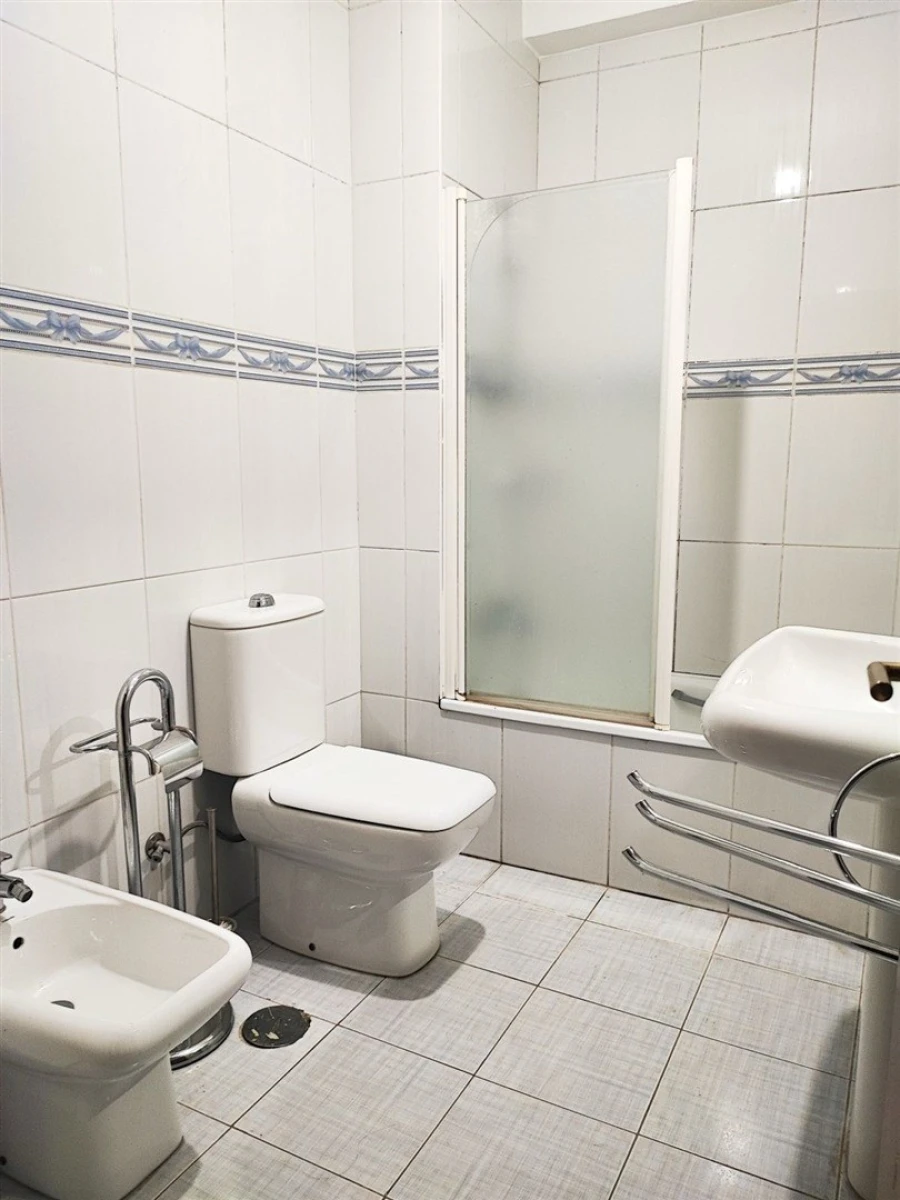 Apartamento T2 para Venda em Nogueiró e Tenões Foto 3