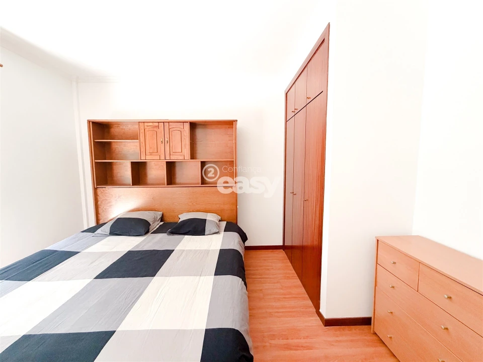 Apartamento T2 para Venda em Nogueiró e Tenões Foto 60