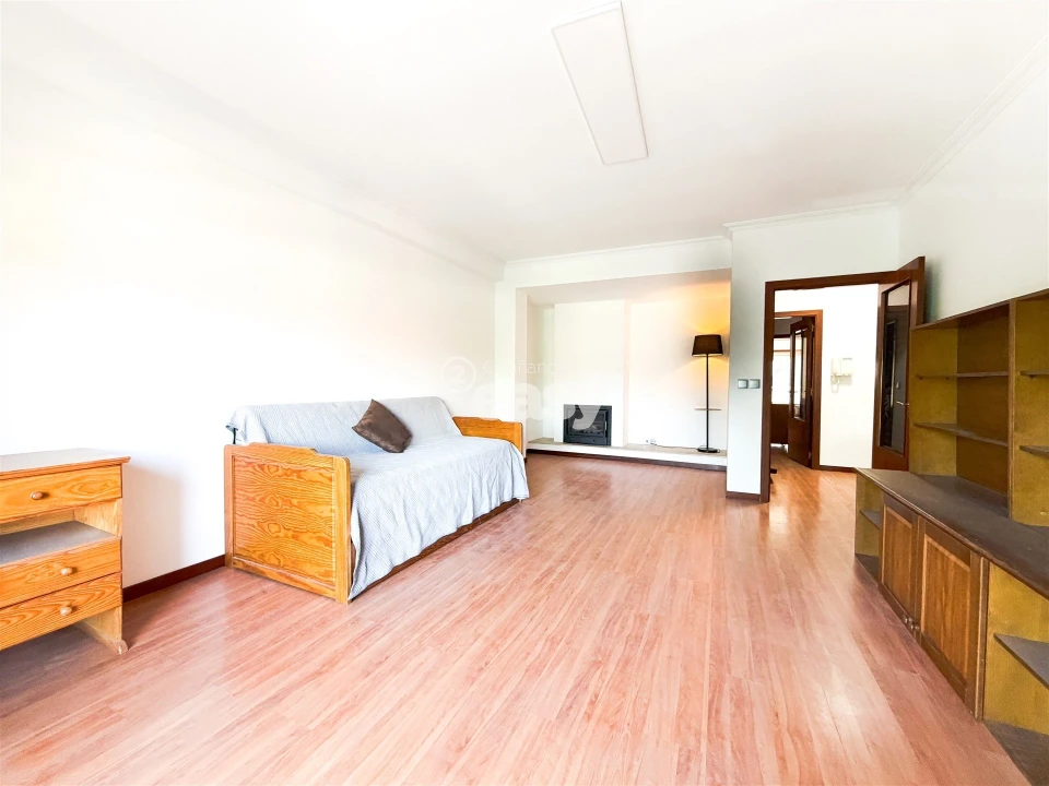Apartamento T2 para Venda em Nogueiró e Tenões Foto 26