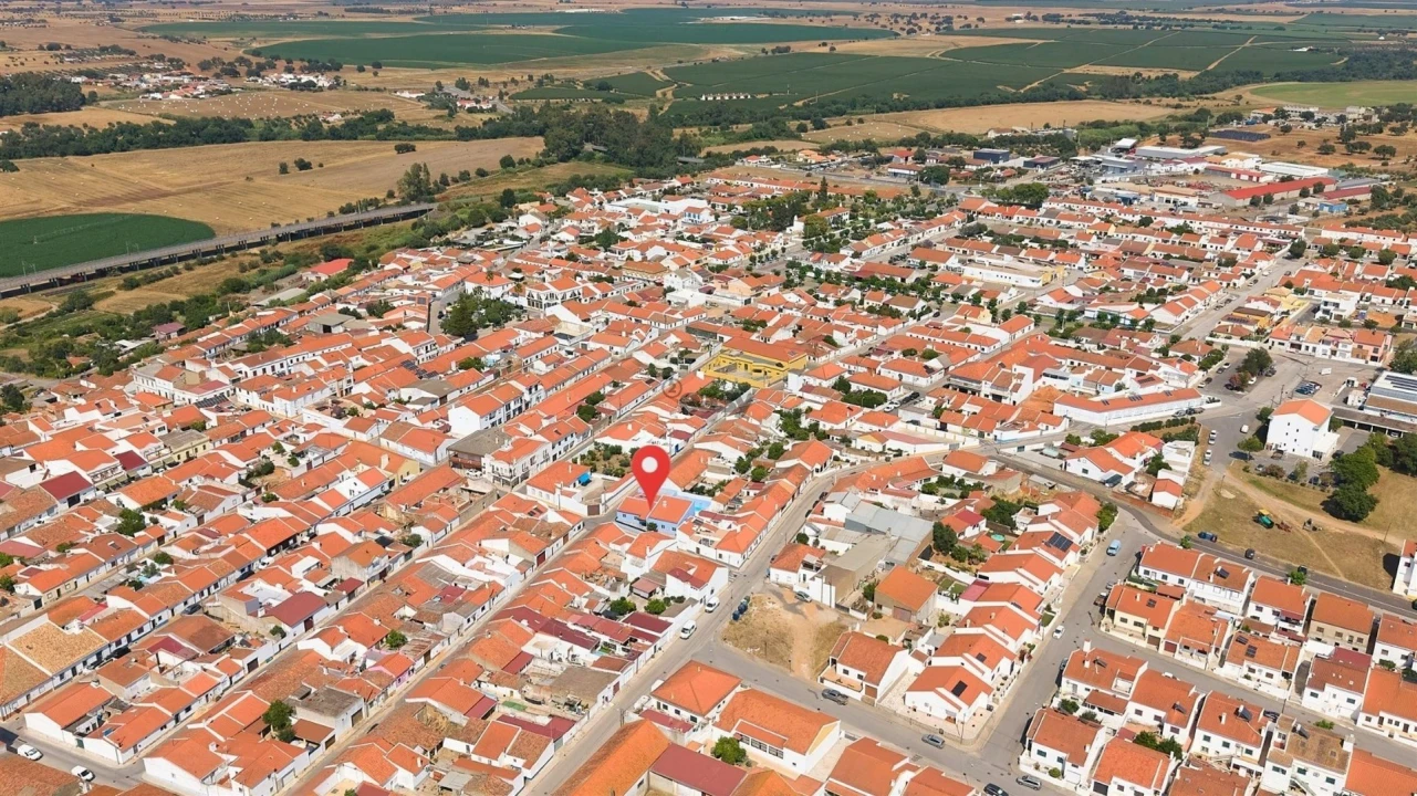 Moradia T5 para Venda em Alvalade Foto 60