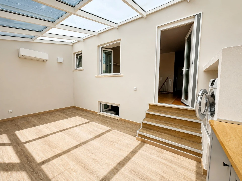 Apartamento T2 para Arrendamento em Campolide Foto 7