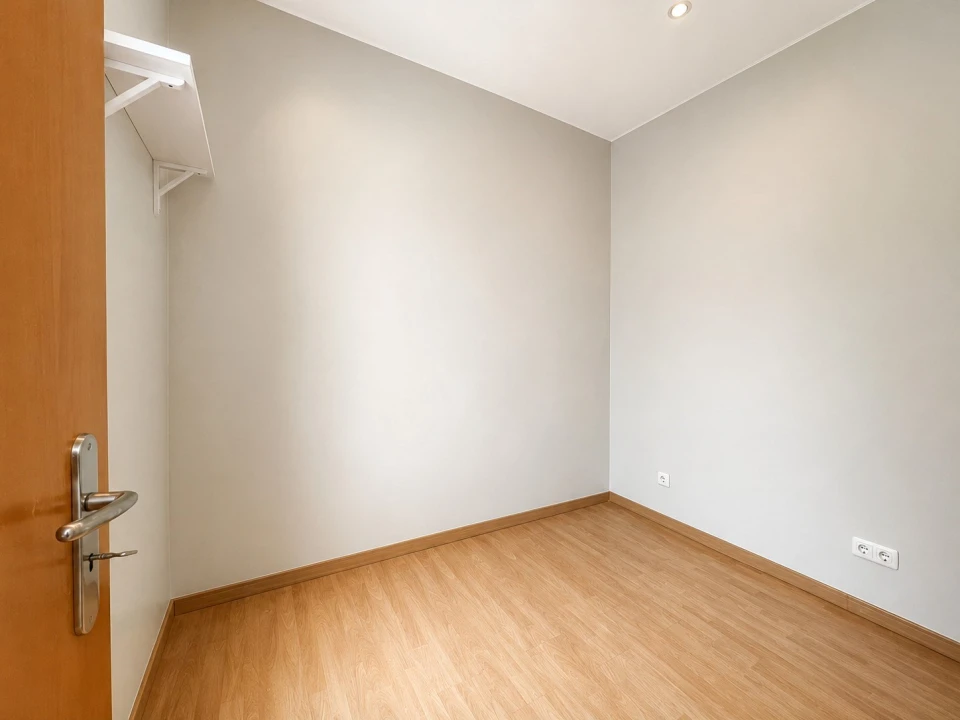 Apartamento T2 para Arrendamento em Campolide Foto 14