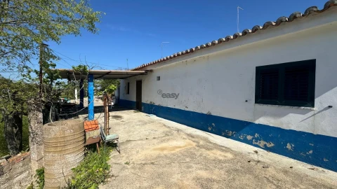 Quinta T0 para Venda em Messejana