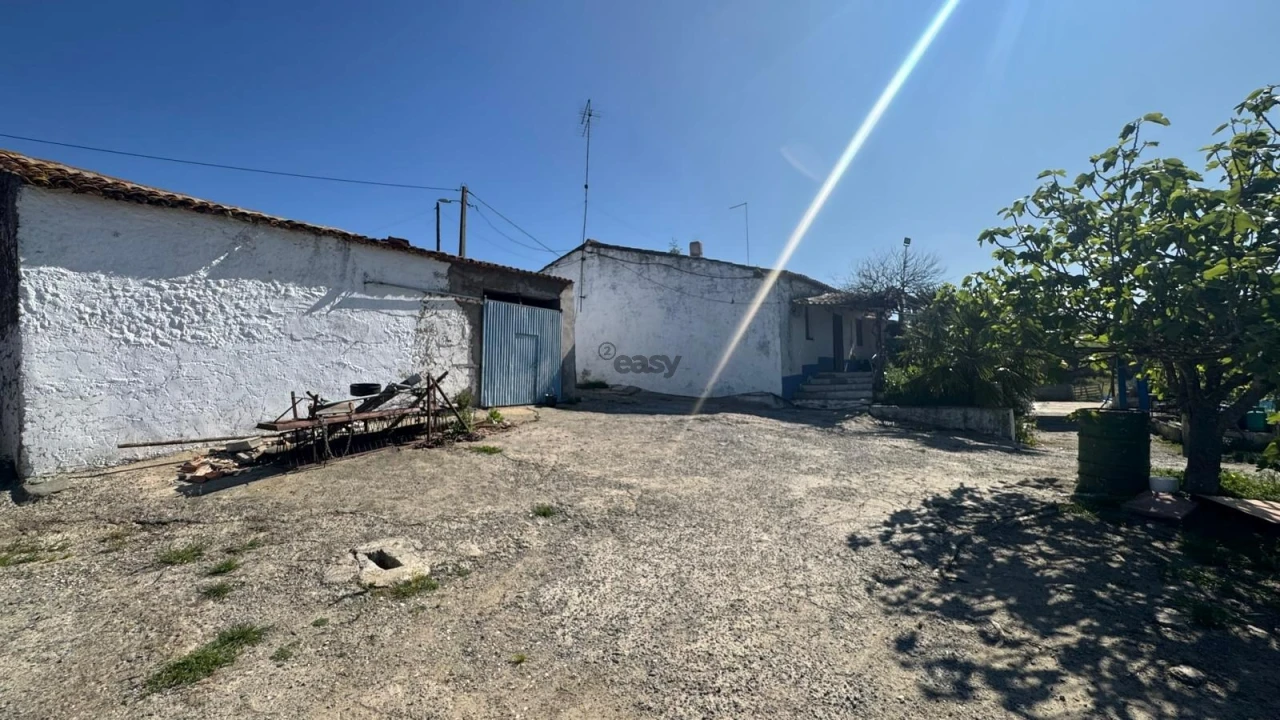 Quinta T0 para Venda em Messejana Foto 24