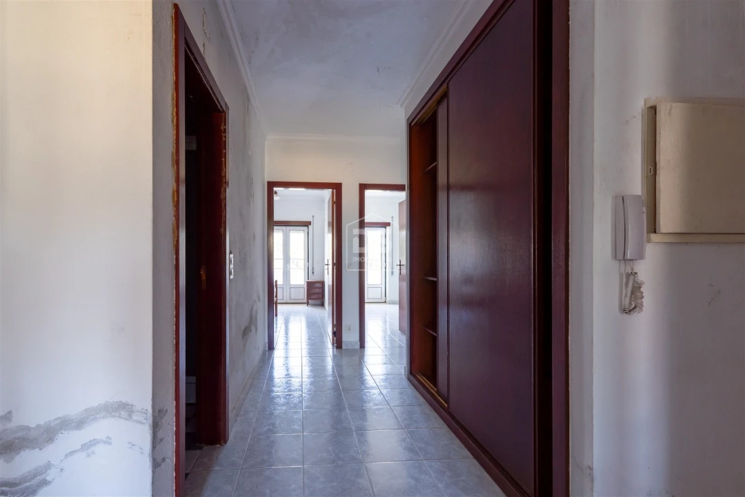 Prédio para Venda em Tapeus Foto 27