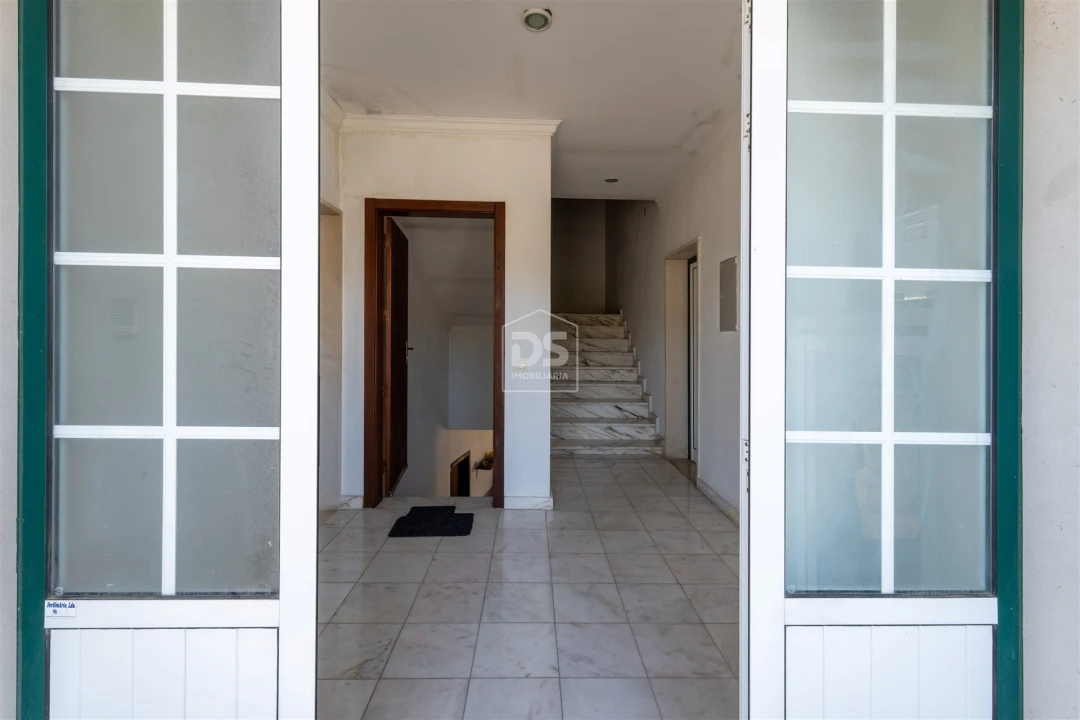 Prédio para Venda em Tapeus Foto 4