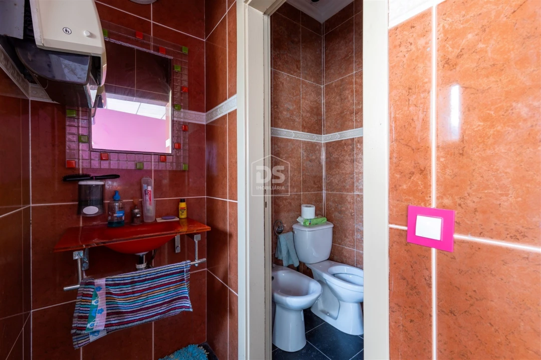 Prédio para Venda em Tapeus Foto 35
