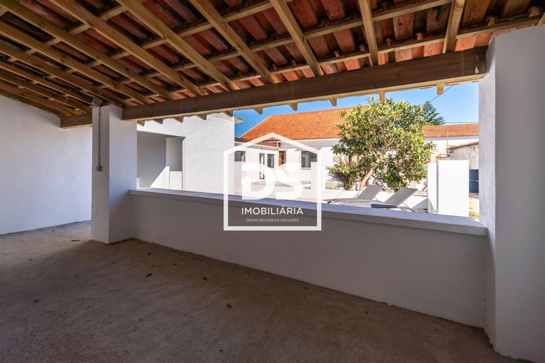Moradia T5 para Venda em Juncal Foto 50