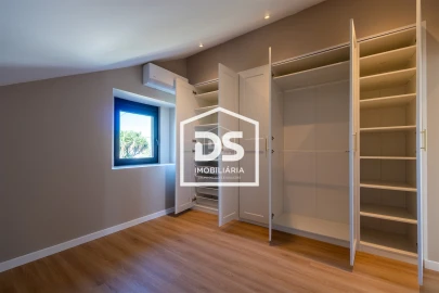 Moradia T5 para Venda em Juncal